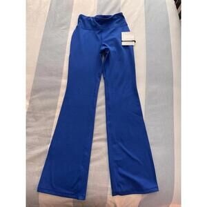 Athleta Girl size XL 14 electric blue leggings  NWT
